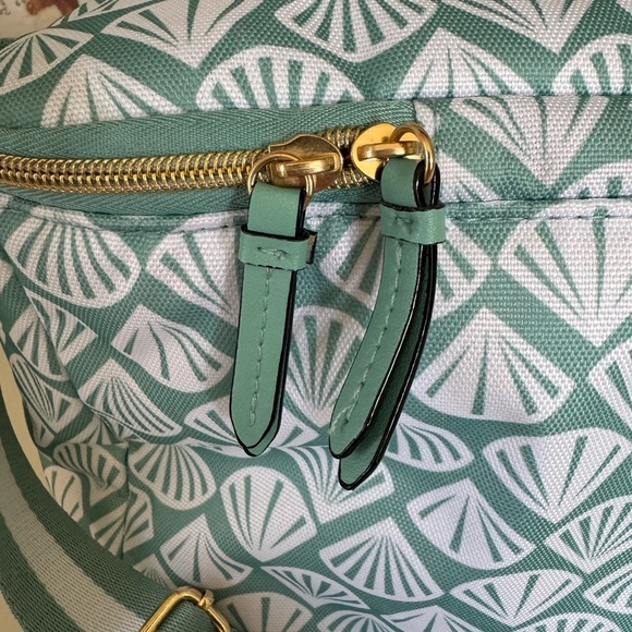 Victorias Secret Beach Cooler - Picture 3 of 6